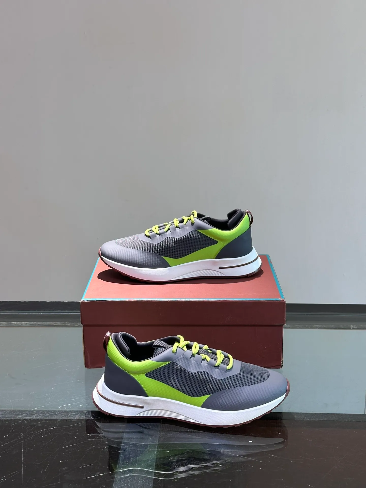 Men's Men's Shoes 💰p560 "Loro Men's Shoes 💰piana" niche Loro classic jogging shoes, men's lace-up casual shoes and sneakers, high-quality lightweight and comfortable fabrics, suitable for outdoor leisure, the color scheme is young and energetic, and it looks great with sportswear or casual suits! Size: 39-45 (46 customized)